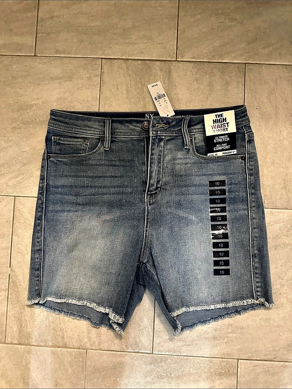 New York and co Short Denim Shorts Size 10 NWT